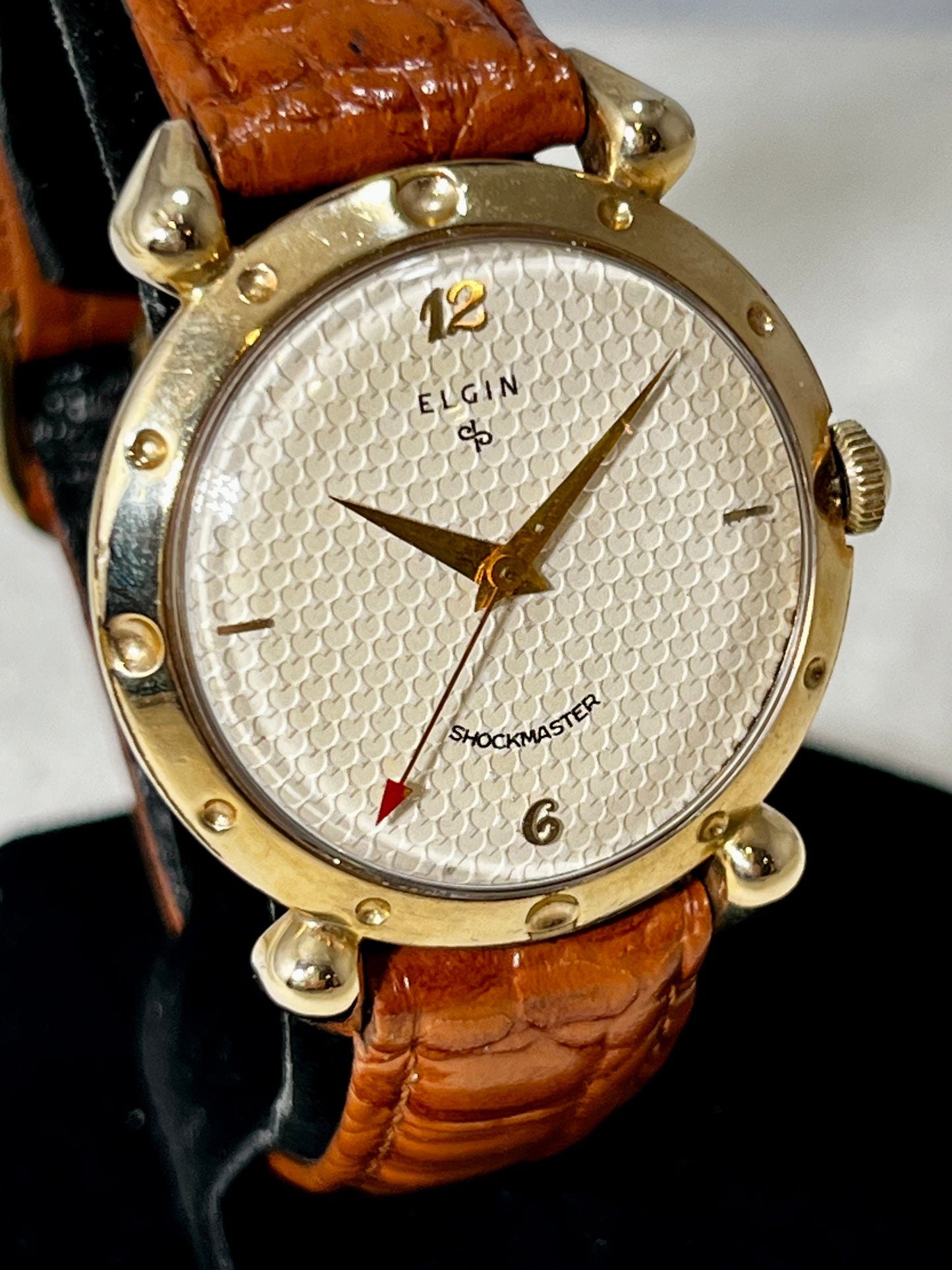Vintage Elgin Shockmaster Boatswain 17 jewel Manual Wind Wrist Watch