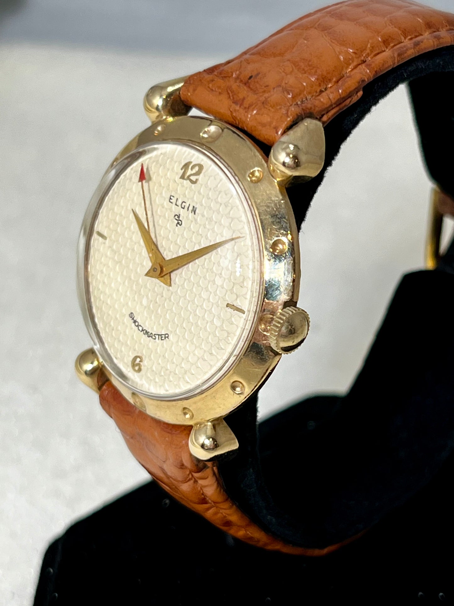 Vintage Elgin Shockmaster Boatswain 17 jewel Manual Wind Wrist Watch
