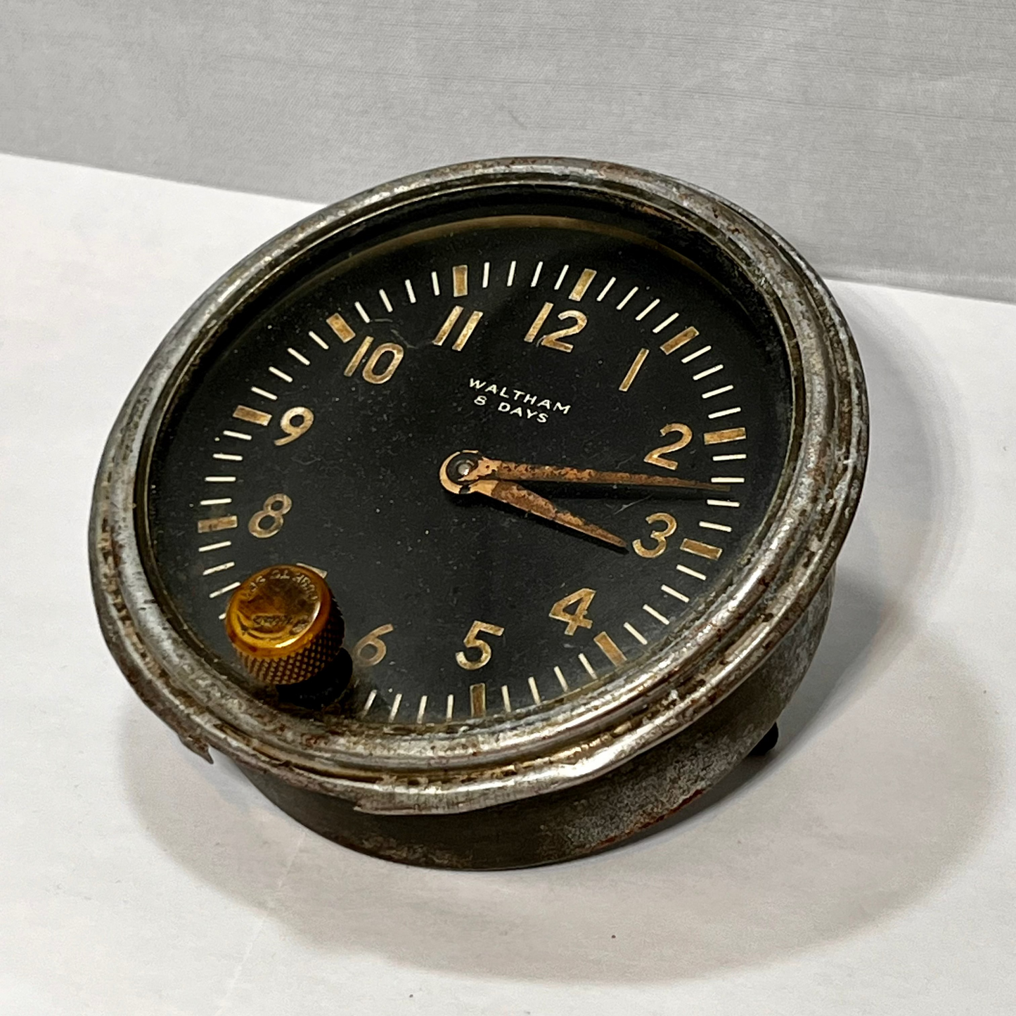 WALTHAM Sherman Tank WW2 8 DAY Wind-Up mechanical US Military CLOCK